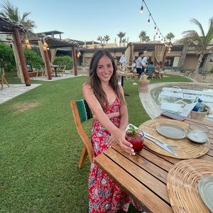 Meet your Posher, Maria